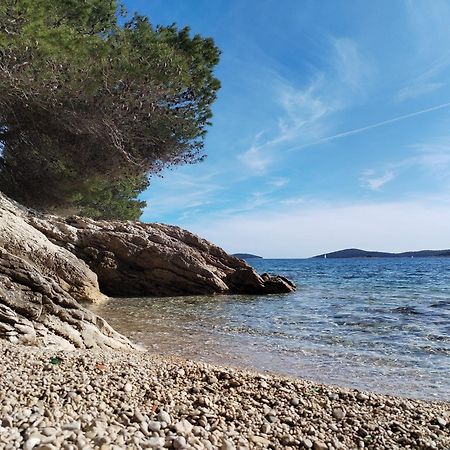 Apartmán Ema Prvic Sepurine Exteriér fotografie