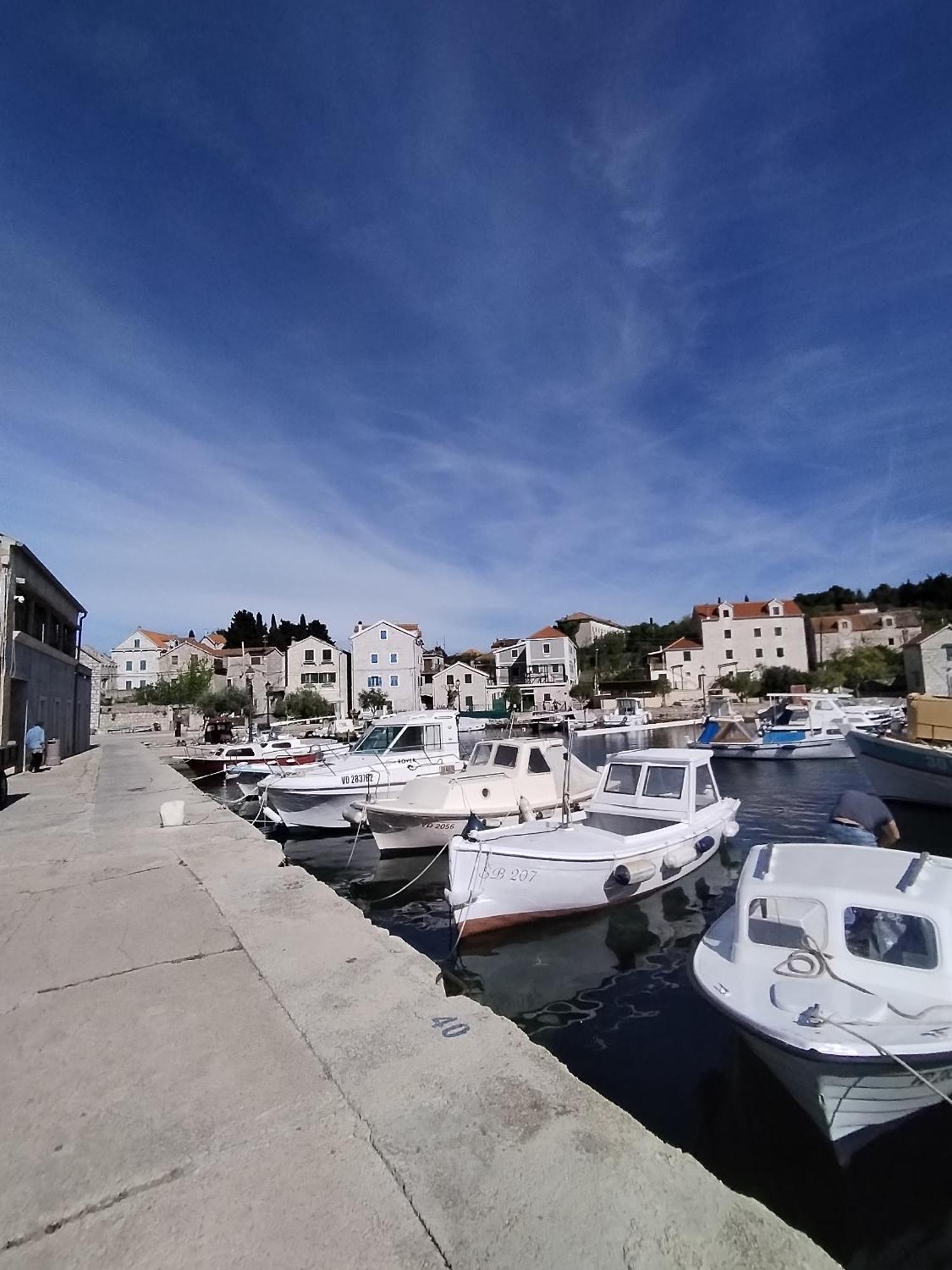 Apartmán Ema Prvic Sepurine Exteriér fotografie